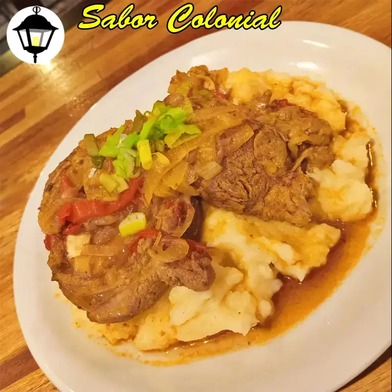 osobuco braseado con puré de papas